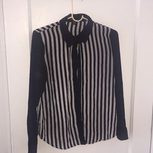 Forever 21 Black and White Button down shirt